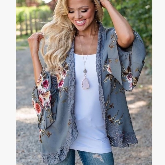 ‘KYOTO’ Floral Kimono Cardigan in Grey - Picture 3 of 3